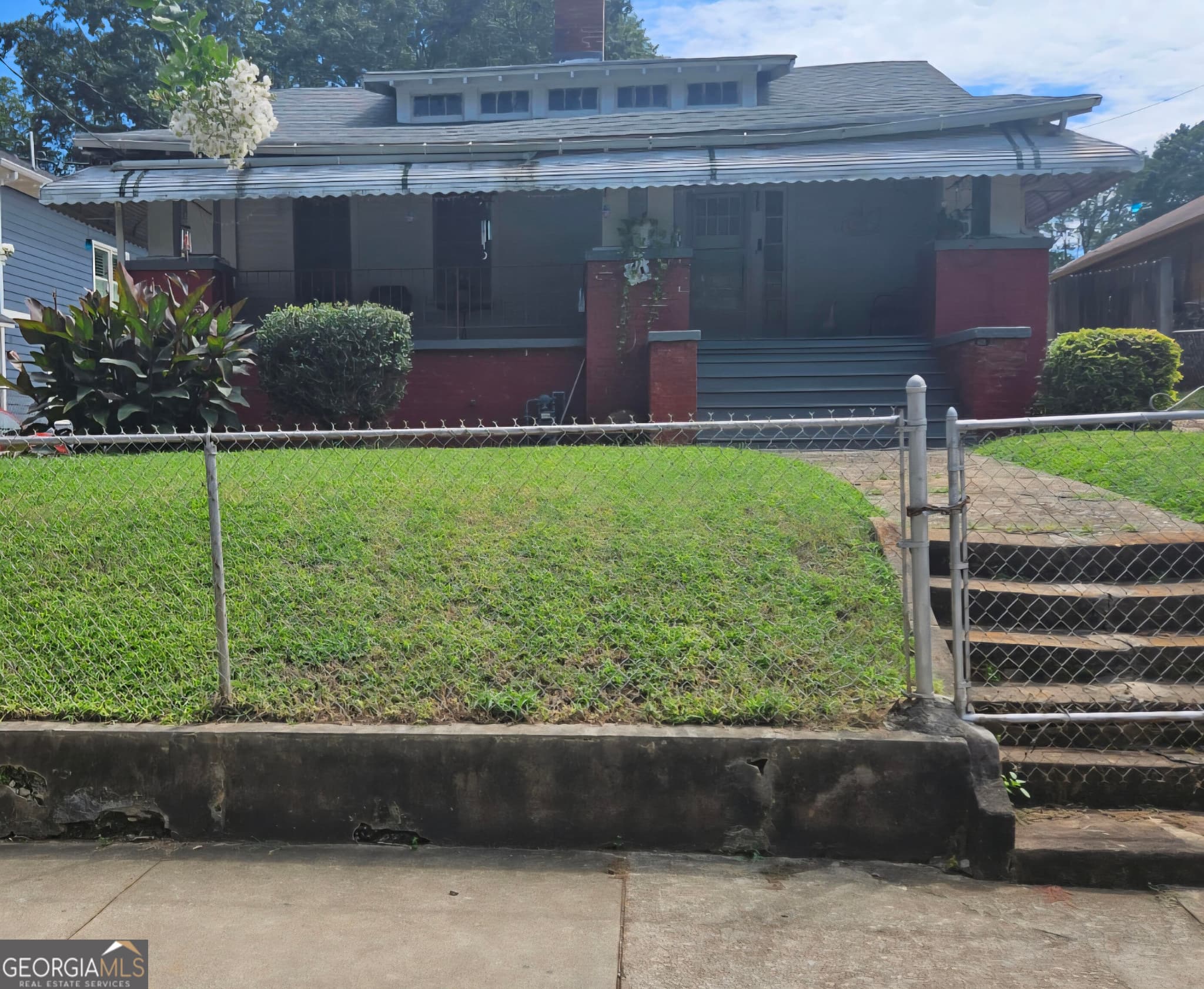 3 bedroom, 1 bathroom, 1,461 sq ft single family residence for sale at 355 Atlanta Avenue, Atlanta, GA 30315 — photo 1 of 1