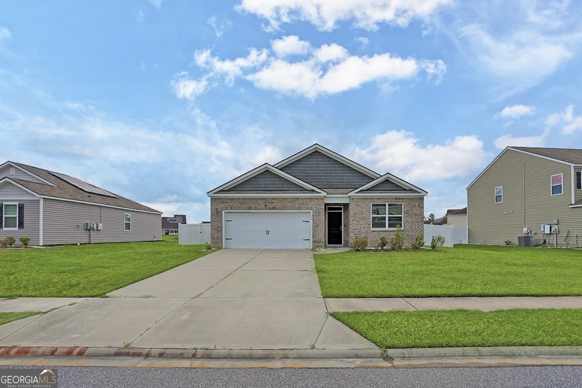 4 bedroom, 2 bathroom, 1,773 sq ft single family residence for sale at 158 Troupe Drive, Port Wentworth, GA 31407 — photo 2