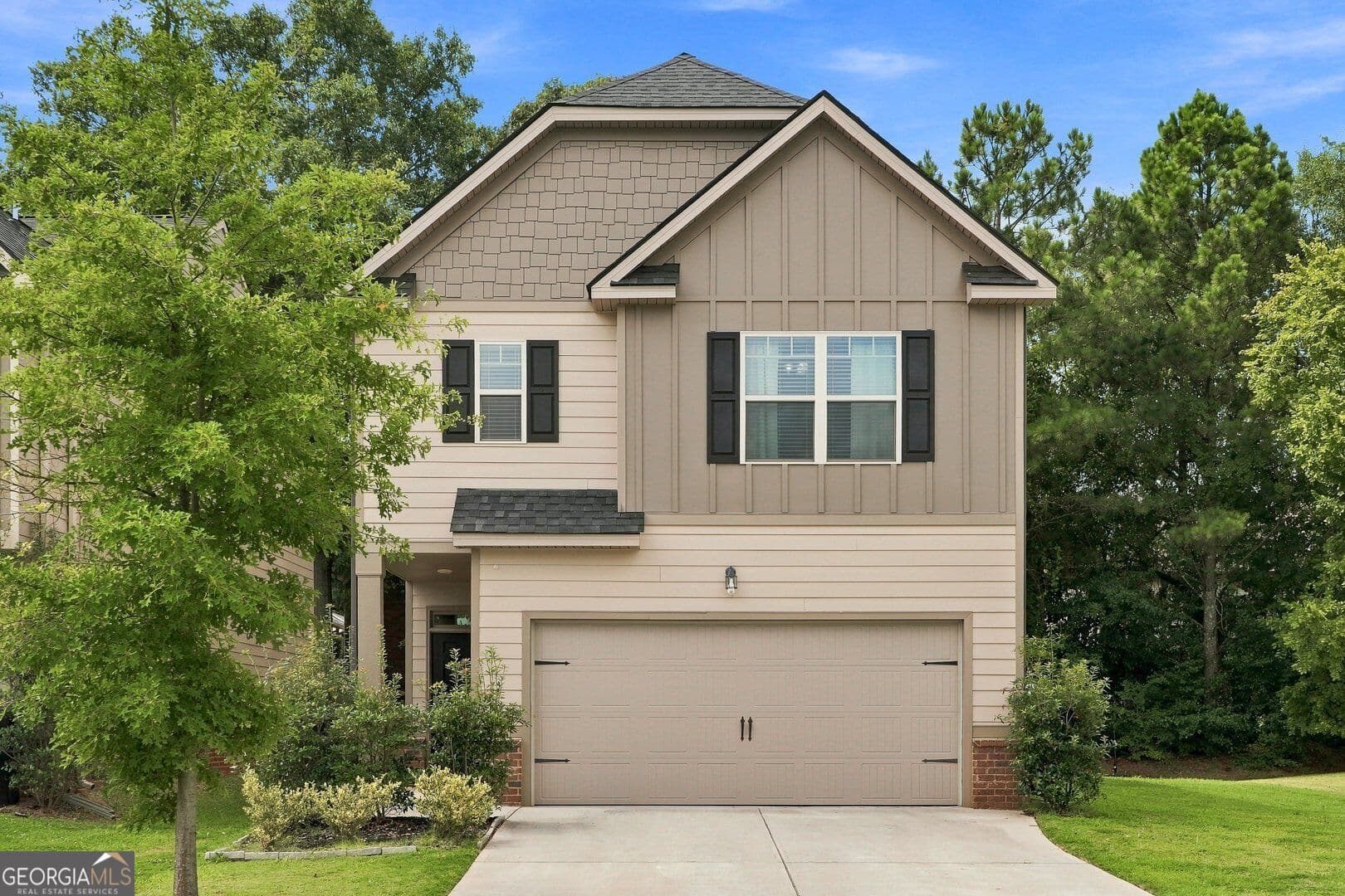 4 bedroom, 2.5 bathroom, 1,916 sq ft single family residence for sale at 195 Barshay Drive, Covington, GA 30016