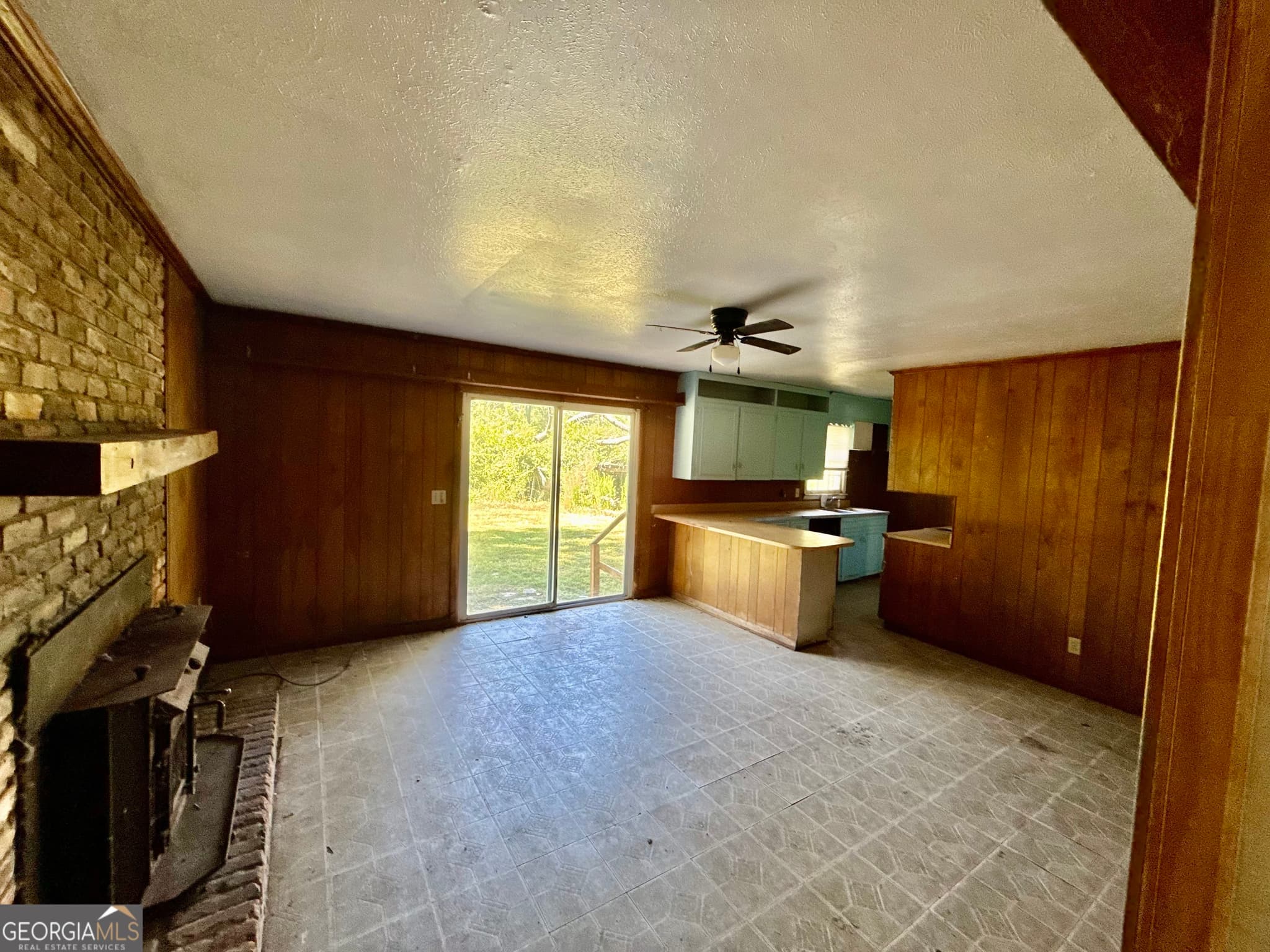 3 bedroom, 3 bathroom, 1,798 sq ft single family residence under contract at 2109 Maple Dr N., Vidalia, GA 30474 — photo 2