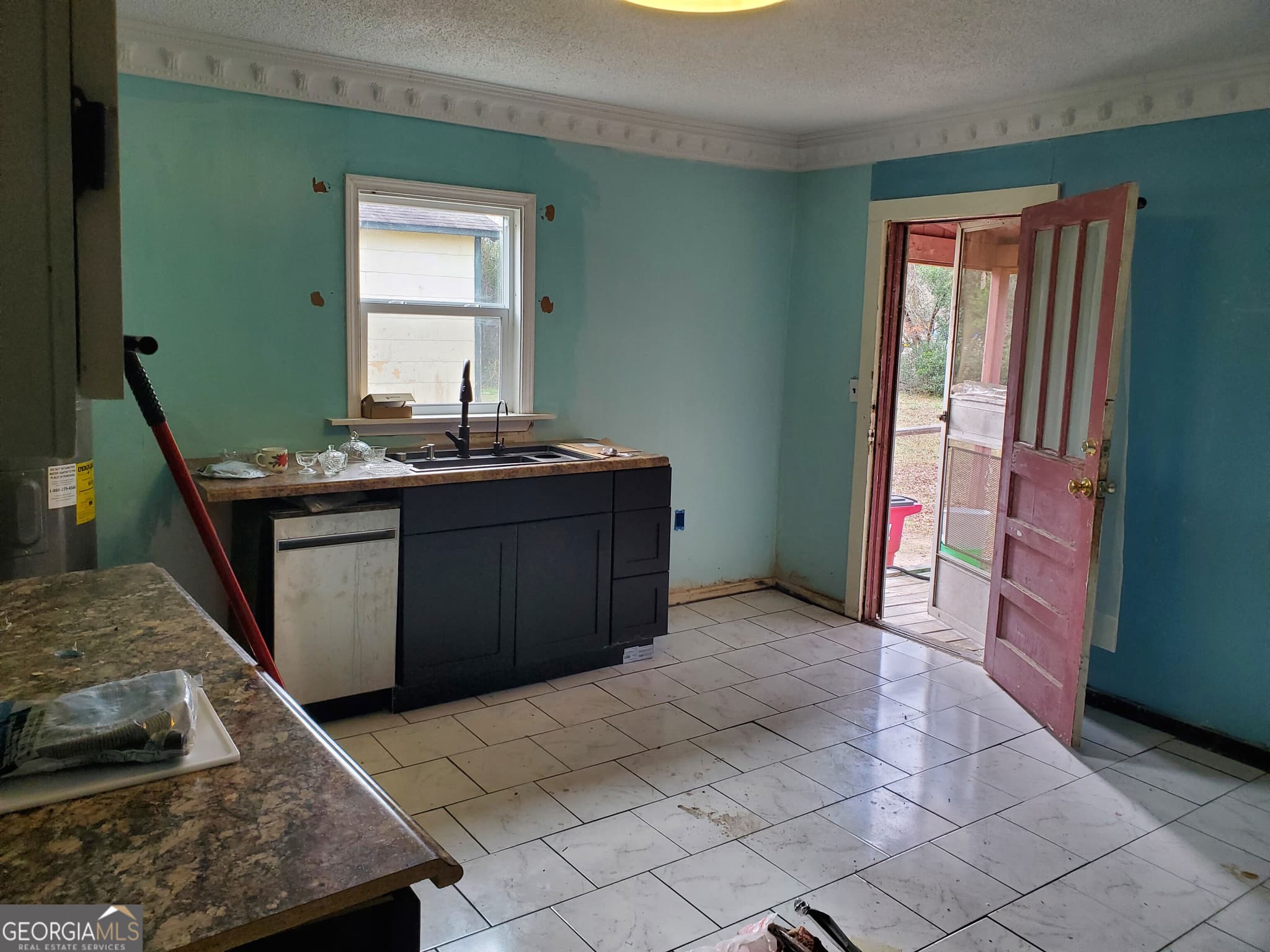2 bedroom, 1 bathroom, 94 sq ft single family residence under contract at 219 Cypress Street, Sandersville, GA 31082 — photo 10