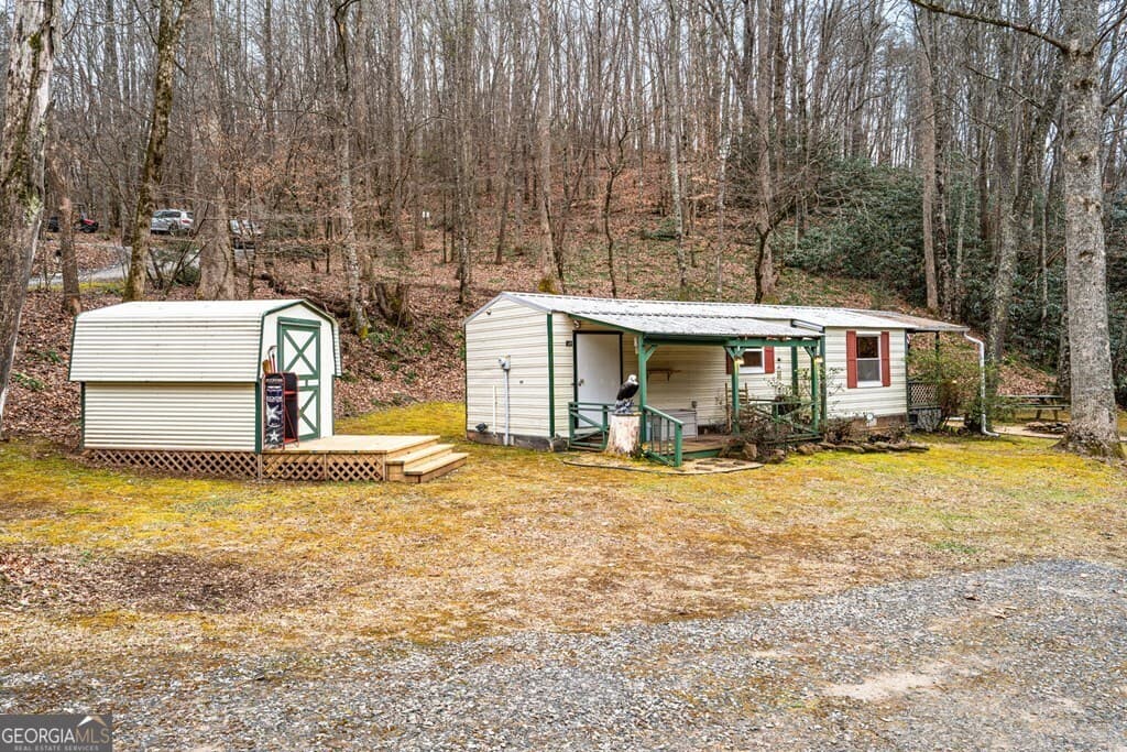 1 bedroom, 1 bathroom single family residence sold at 102 Hideaway Cove, Hayesville, NC 28904