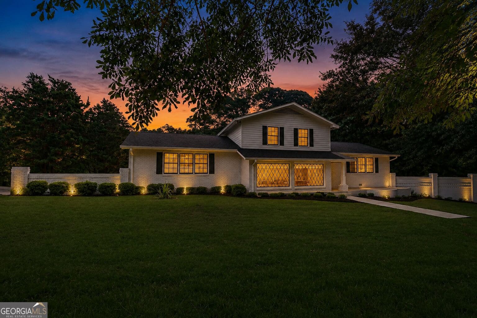 4 bedroom, 3.5 bathroom, 3,200 sq ft single family residence for sale at 235 Minish Lake Road, Commerce, GA 30530 — photo 4