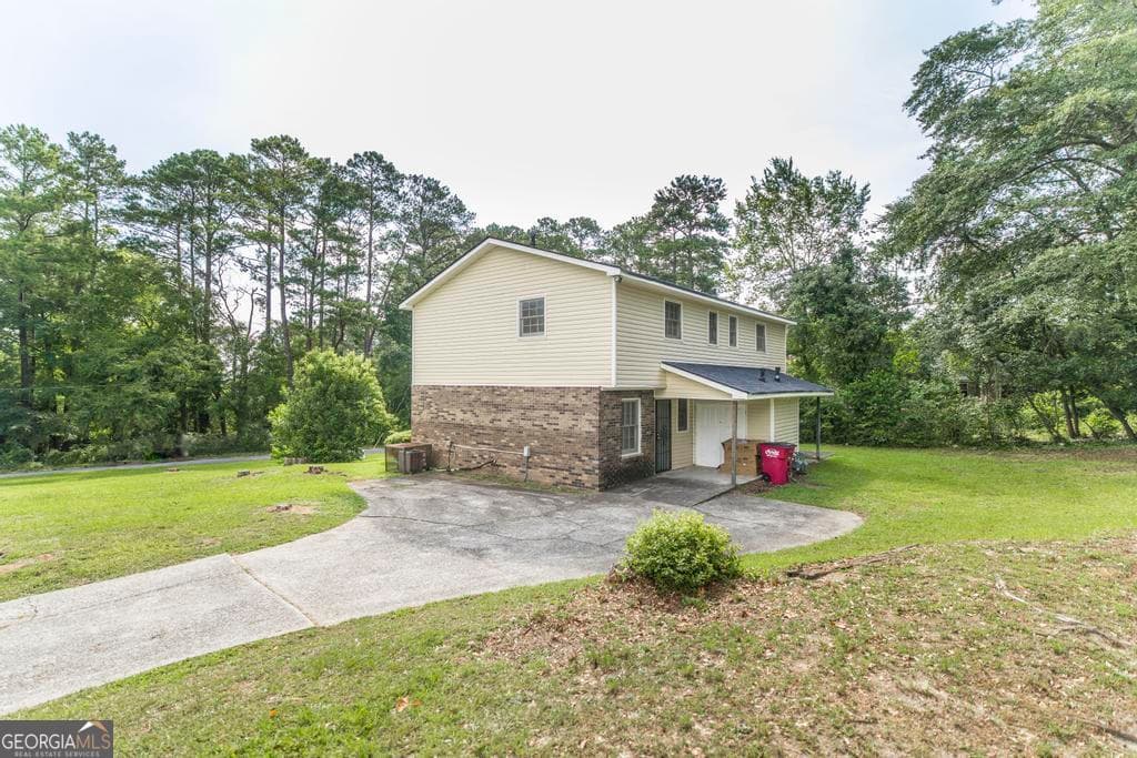 multi family,duplex for sale at 1636 Huntley Ridge Drive, Macon, GA 31211 — photo 6