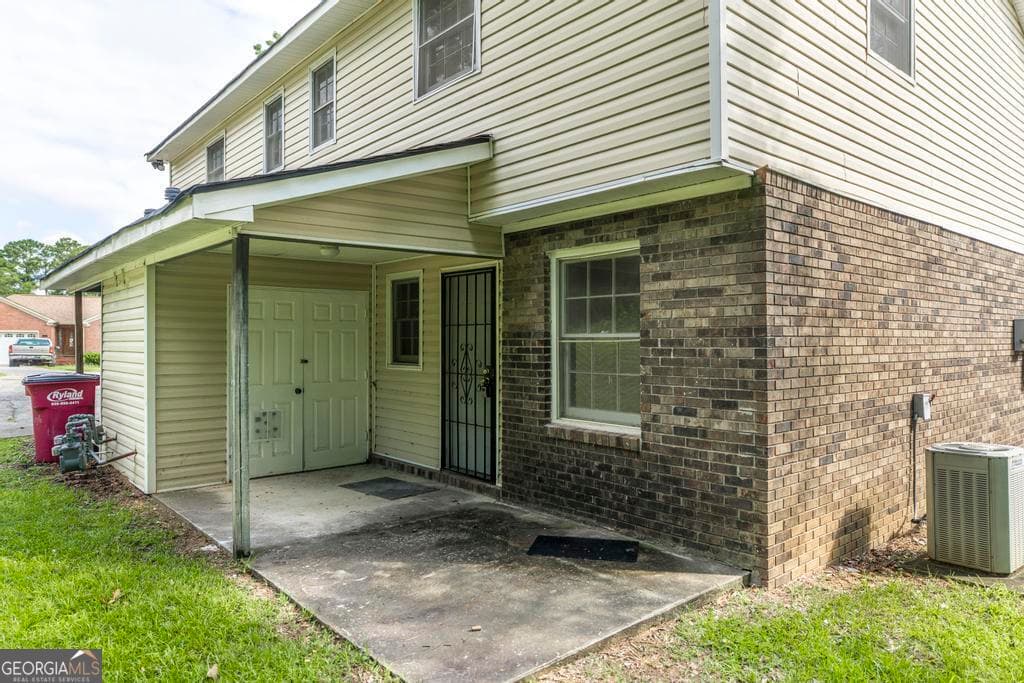 multi family,duplex for sale at 1636 Huntley Ridge Drive, Macon, GA 31211 — photo 5