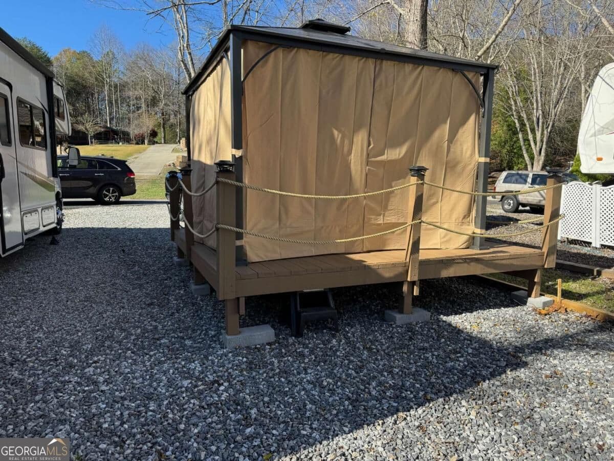1 bedroom, 1 bathroom cabin,single family residence for sale at 155 Fishtail Circle, Cleveland, GA 30528 — photo 10