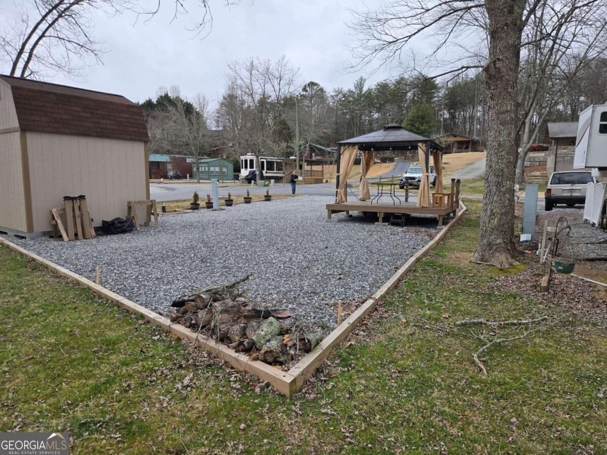 1 bedroom, 1 bathroom cabin,single family residence for sale at 155 Fishtail Circle, Cleveland, GA 30528 — photo 4