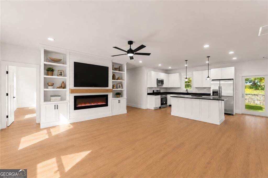 3 bedroom, 3 bathroom, 2,196 sq ft single family residence for sale at 6711 Wildwood Trail, Gainesville, GA 30506 — photo 9