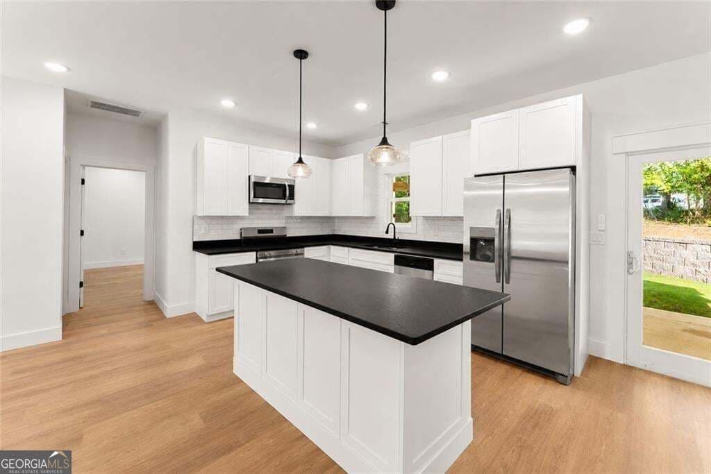 3 bedroom, 3 bathroom, 2,196 sq ft single family residence for sale at 6711 Wildwood Trail, Gainesville, GA 30506 — photo 10