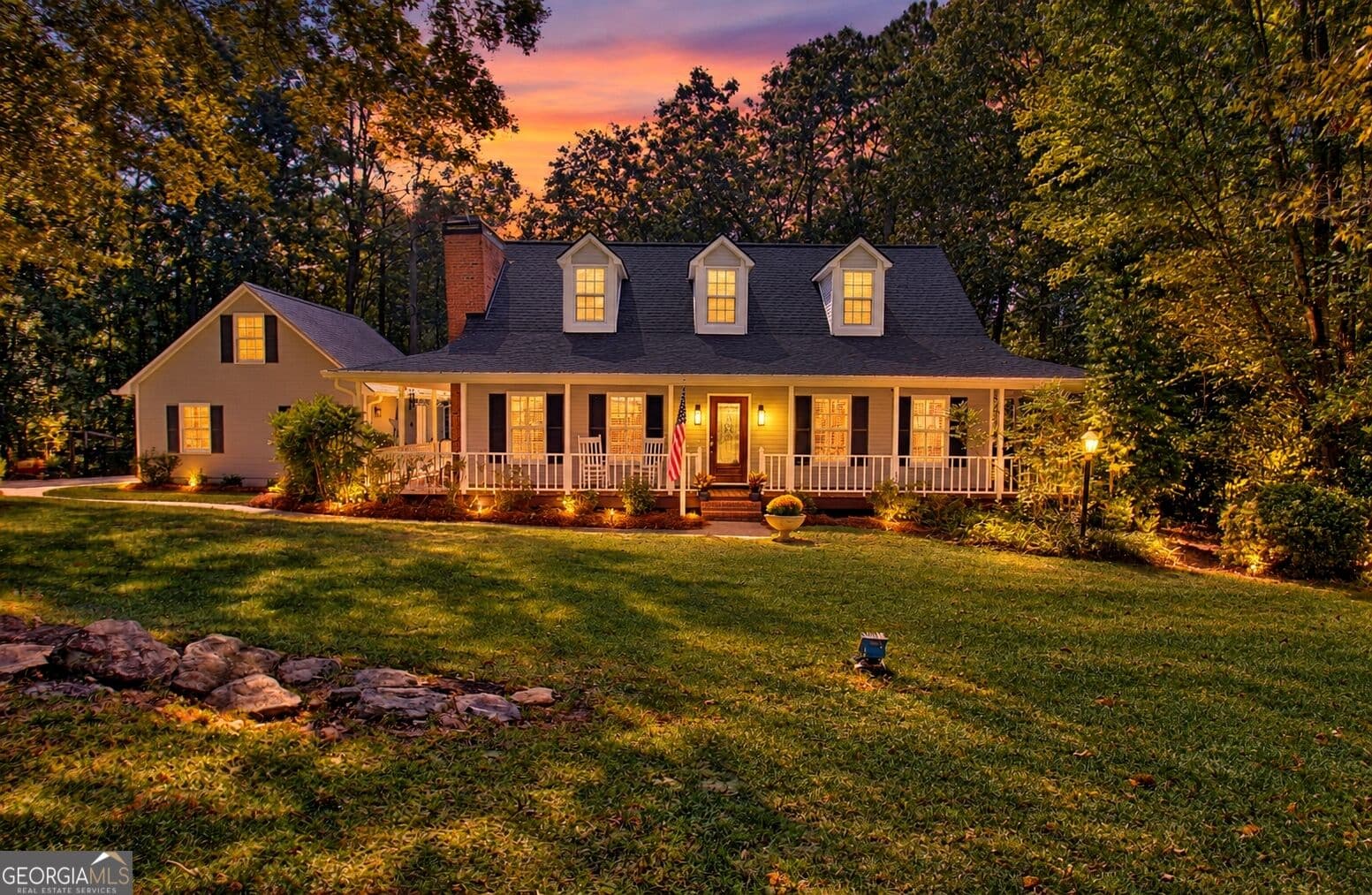 4 bedroom, 2.5 bathroom, 2,651 sq ft single family residence for sale at 175 Chimney Springs, Tyrone, GA 30290 — photo 3