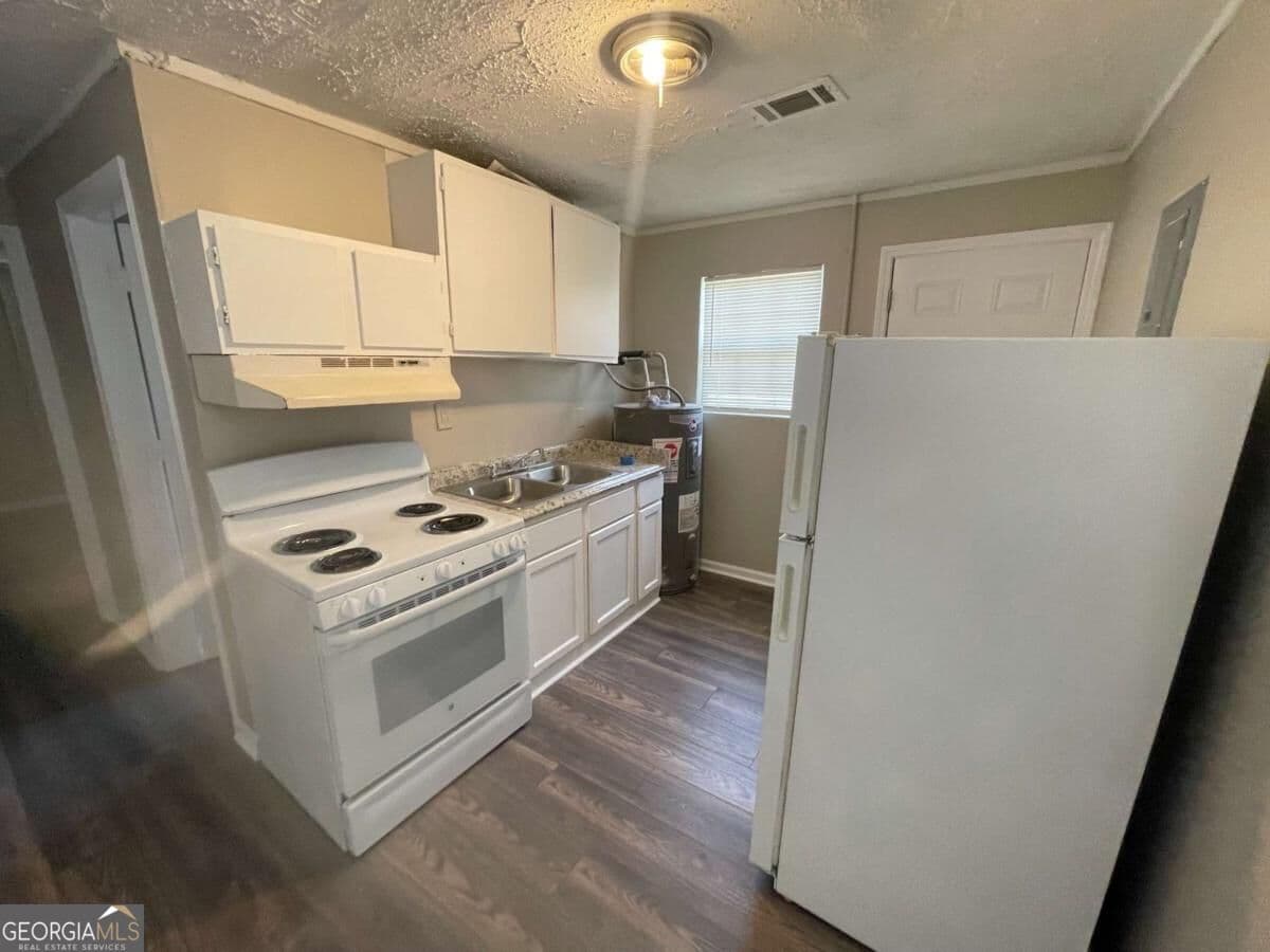 1 bedroom, 1 bathroom duplex for rent at 3620 Earl Street 2, Macon, GA 31204 for $725 a month — photo 3