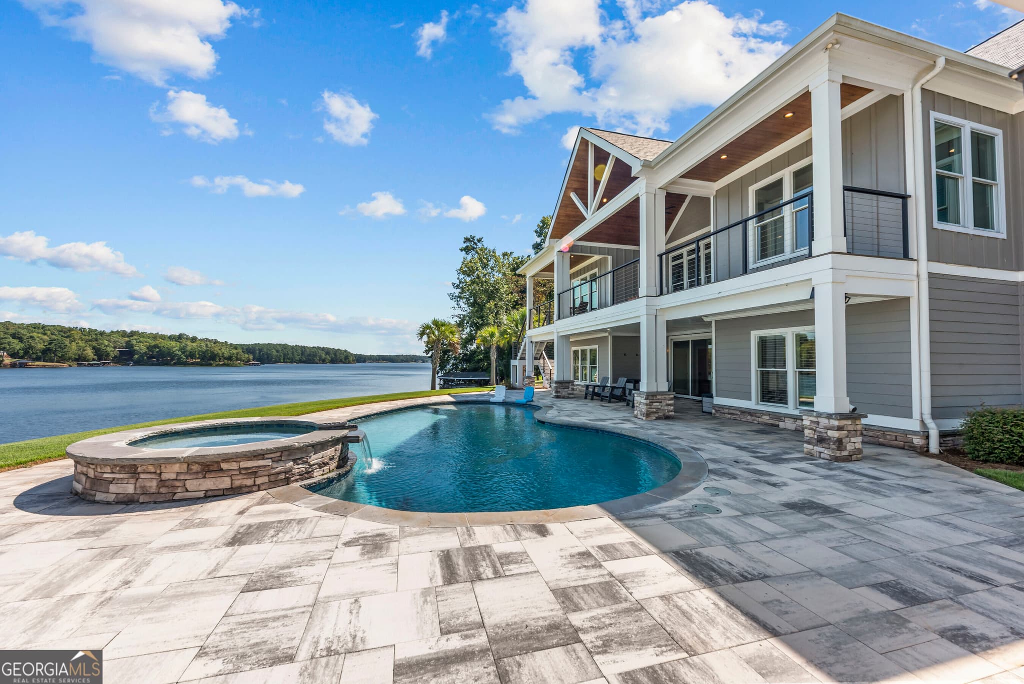 5 bedroom, 5.5 bathroom, 4,723 sq ft single family residence under contract at 109 Sinclair Lane, Eatonton, GA 31024 — photo 9