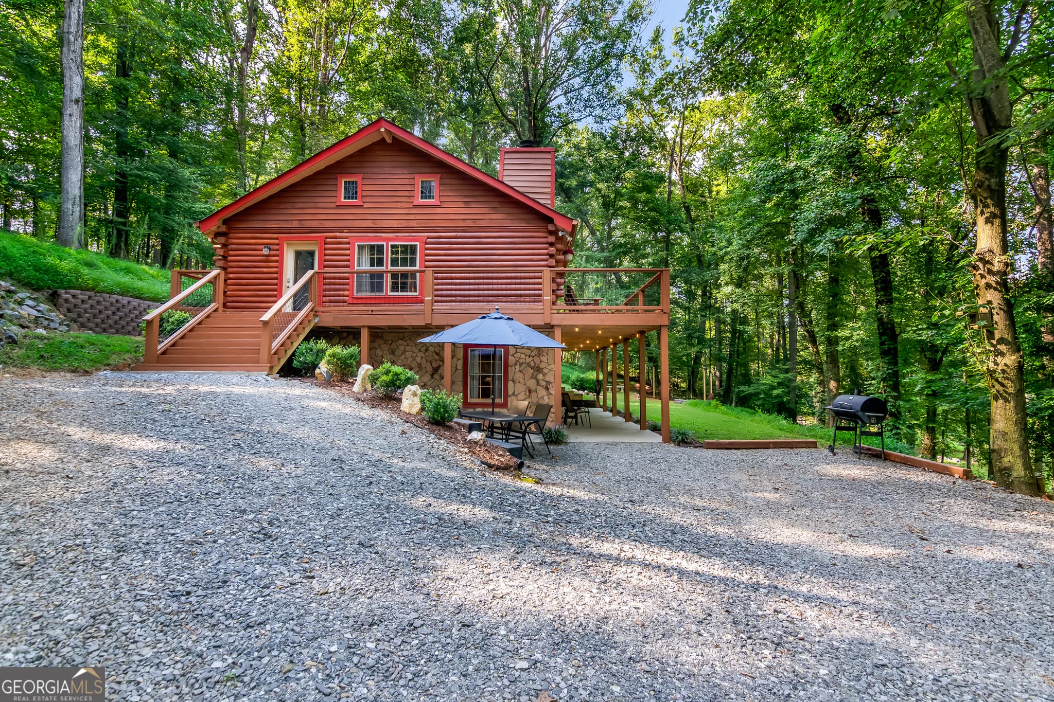 3 bedroom, 2 bathroom, 2,016 sq ft cabin,single family residence for sale at 165 Timberwalk Drive, Ellijay, GA 30540 — photo 9