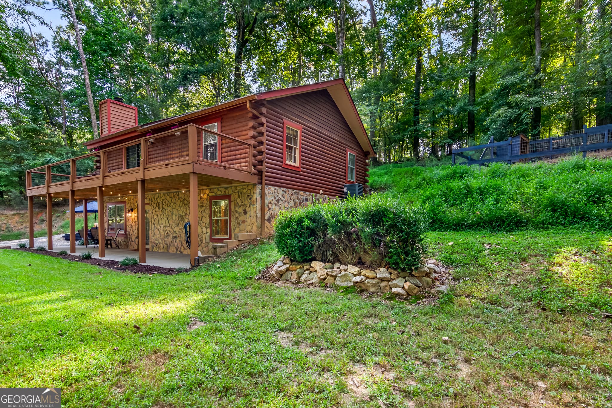 3 bedroom, 2 bathroom, 2,016 sq ft cabin,single family residence for sale at 165 Timberwalk Drive, Ellijay, GA 30540 — photo 8