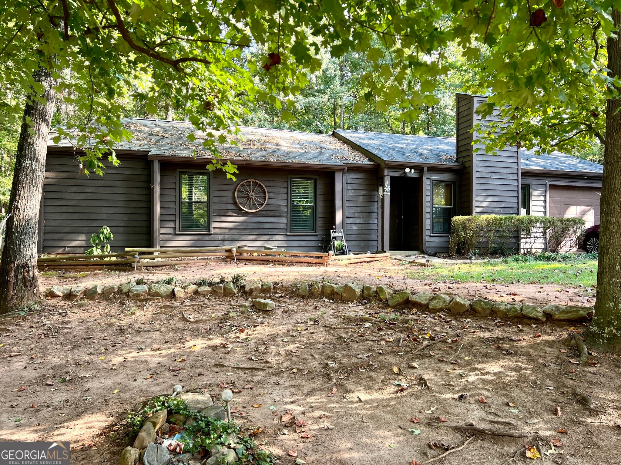 3 bedroom, 2 bathroom, 1,213 sq ft single family residence for sale at 180 Partridge Lane, Athens, GA 30606 — photo 1 of 16