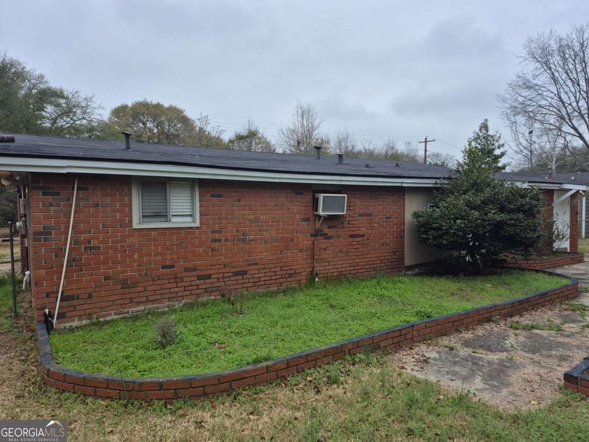 3 bedroom, 1.5 bathroom single family residence for sale at 1432 Hagan Drive, Columbus, GA 31907 — photo 2