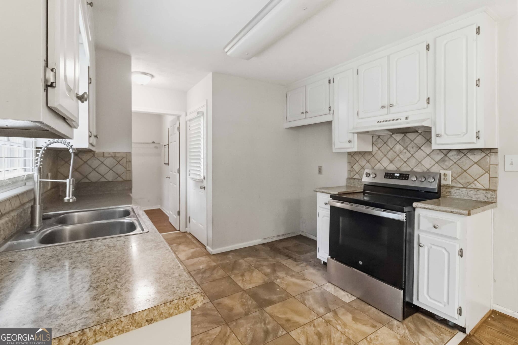 3 bedroom, 2 bathroom, 1,008 sq ft single family residence for sale at 241 Rutledge Drive, Winder, GA 30680 — photo 10