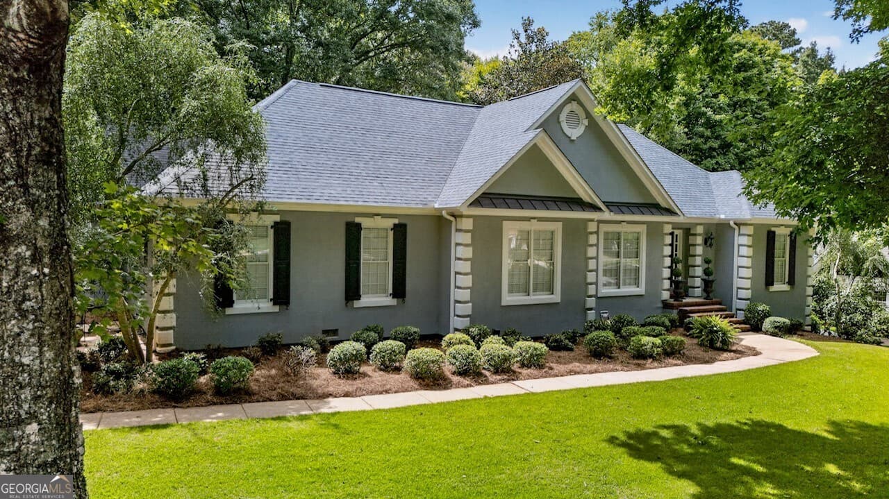 4 bedroom, 4.5 bathroom, 4,470 sq ft single family residence for sale at 103 Windridge Drive, Lagrange, GA 30240 — photo 3