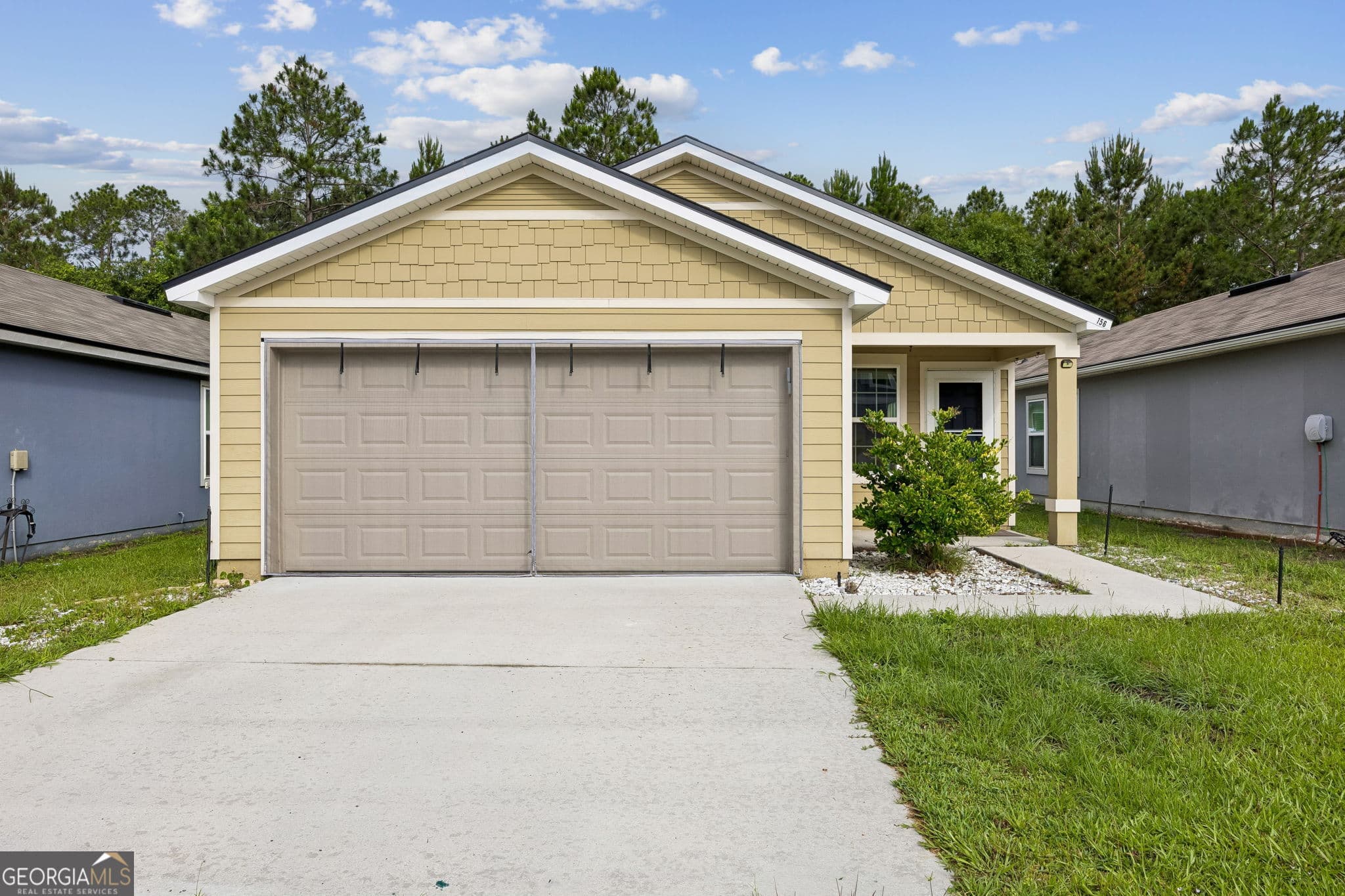 3 bedroom, 2 bathroom, 1,414 sq ft single family residence for sale at 156 Ashwood Circle, St. Marys, GA 31558
