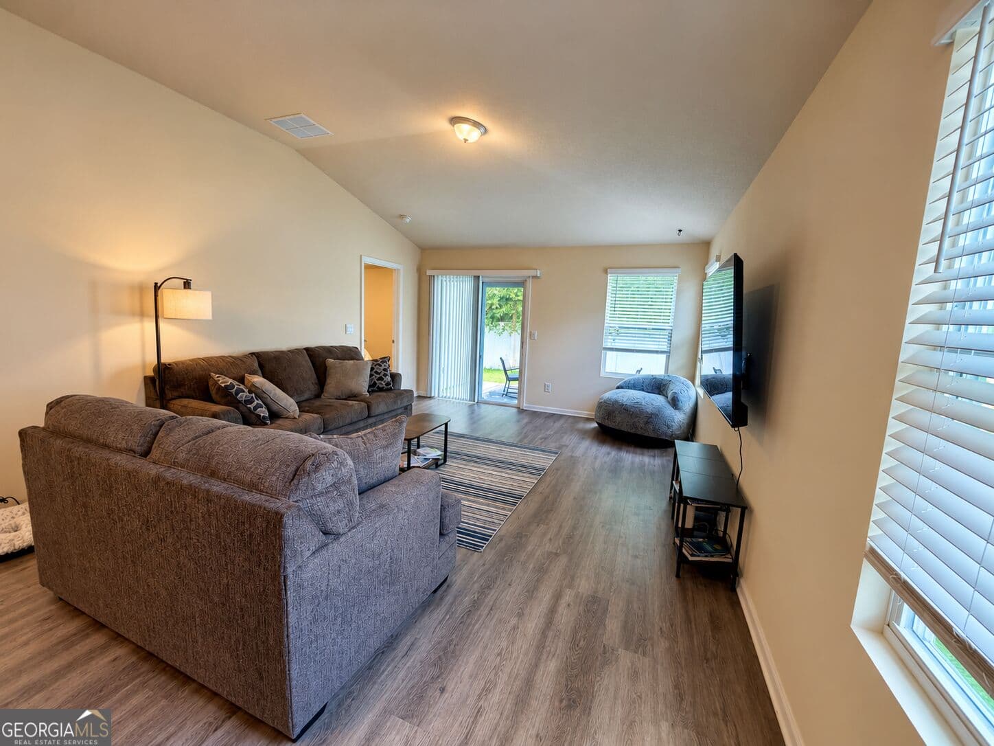 3 bedroom, 2 bathroom, 1,414 sq ft single family residence for sale at 156 Ashwood Circle, St. Marys, GA 31558 — photo 8