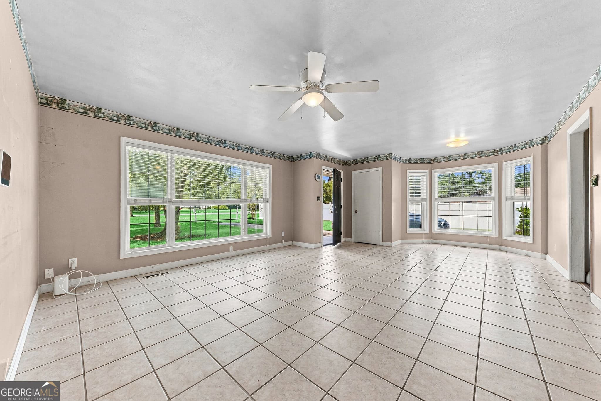 3 bedroom, 1 bathroom, 1,234 sq ft single family residence for sale at 301 S Dandy Street, St. Marys, GA 31558 — photo 9