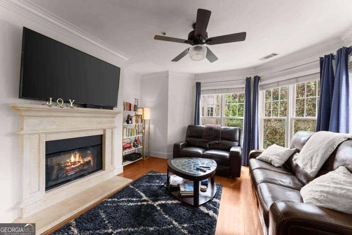 2 bedroom, 2 bathroom, 1,404 sq ft condominium for sale at 828 Highland Lane 2201, Atlanta, GA 30306 — photo 6