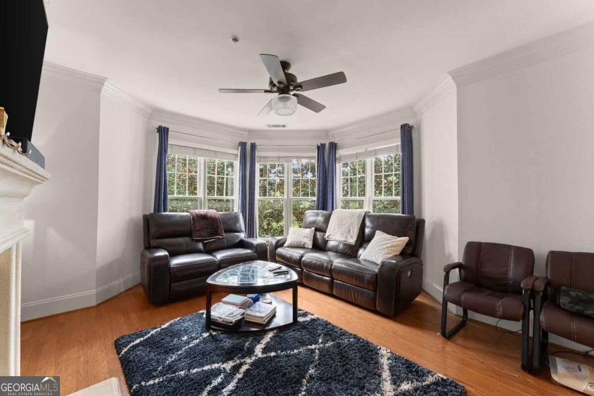 2 bedroom, 2 bathroom, 1,404 sq ft condominium for sale at 828 Highland Lane 2201, Atlanta, GA 30306 — photo 5