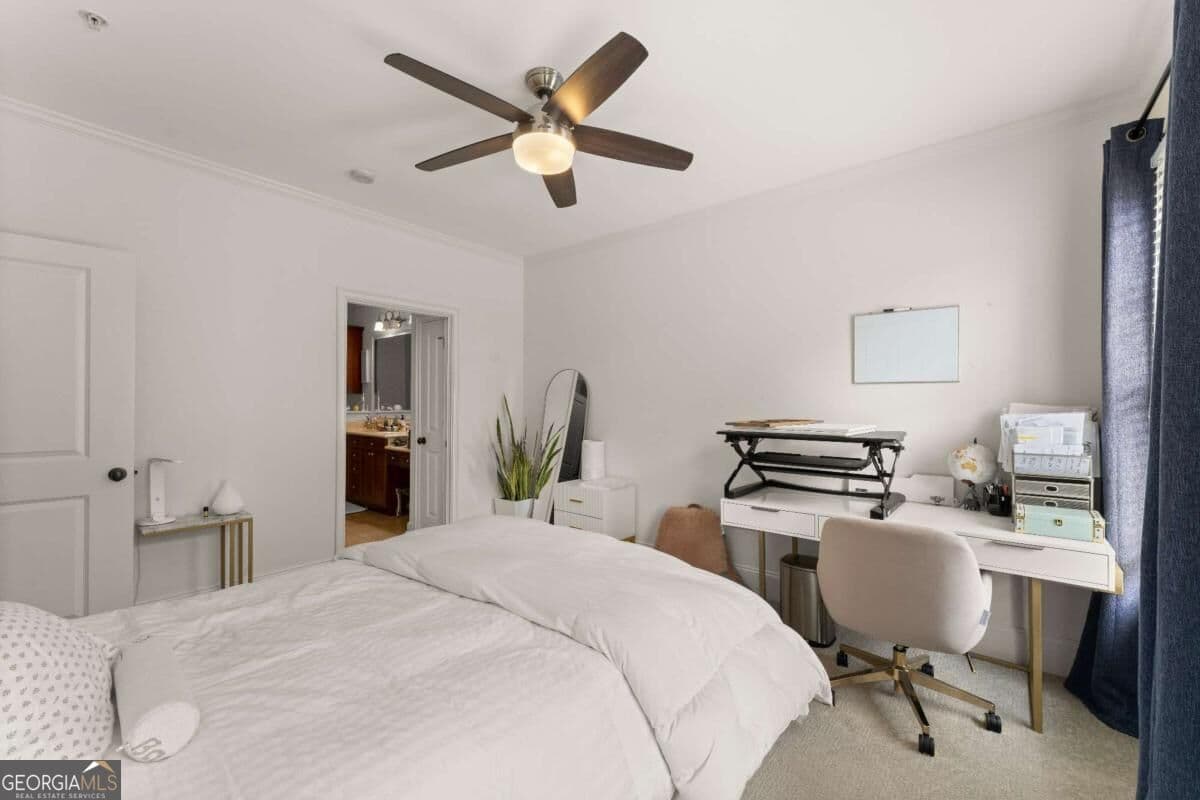 2 bedroom, 2 bathroom, 1,404 sq ft condominium for sale at 828 Highland Lane 2201, Atlanta, GA 30306 — photo 9