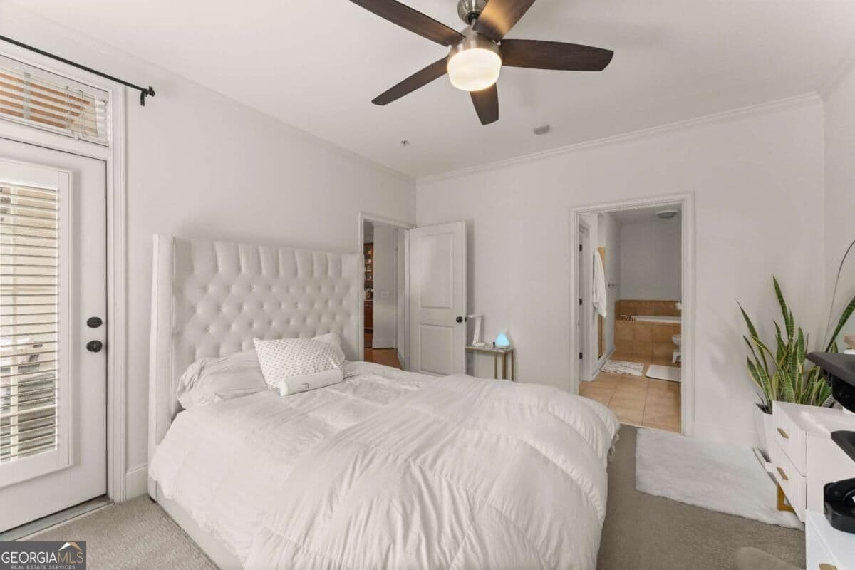 2 bedroom, 2 bathroom, 1,404 sq ft condominium for sale at 828 Highland Lane 2201, Atlanta, GA 30306 — photo 8