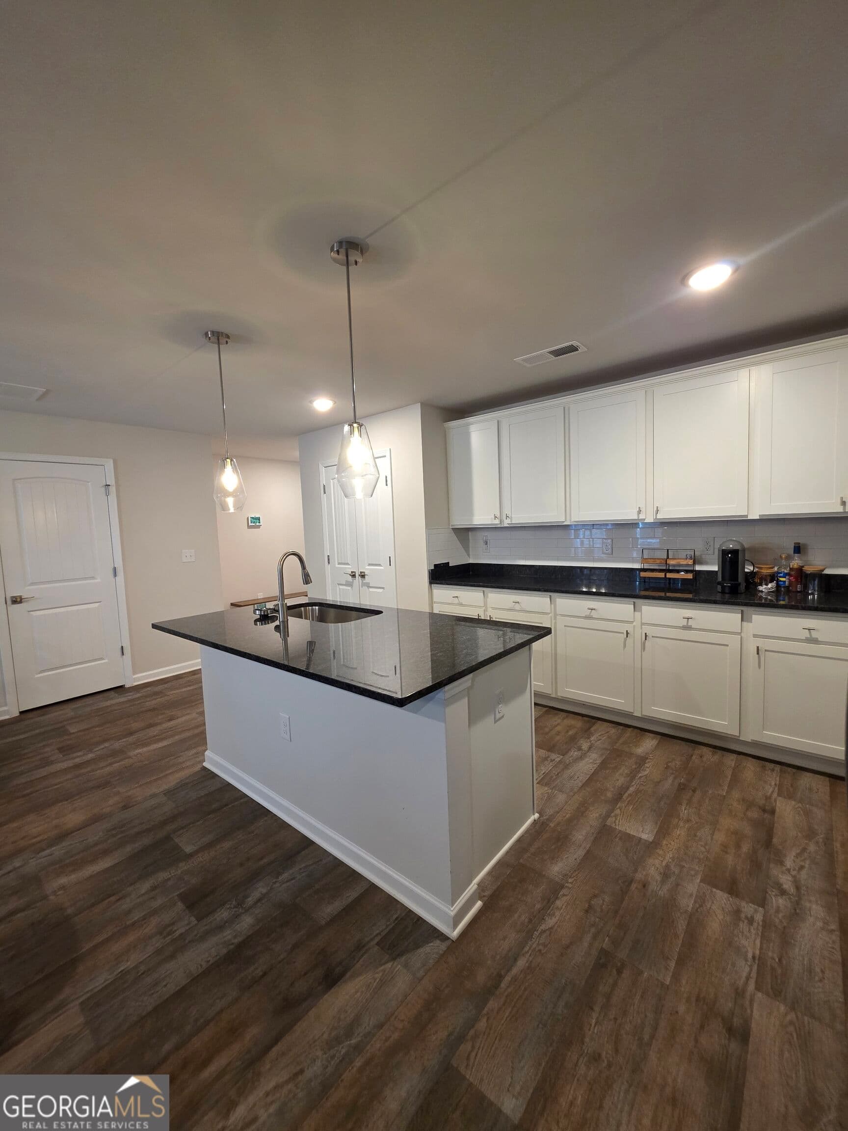 4 bedroom, 2.5 bathroom, 1,900 sq ft single family residence for sale at 205 River Meadow Drive, Lagrange, GA 30241 — photo 10