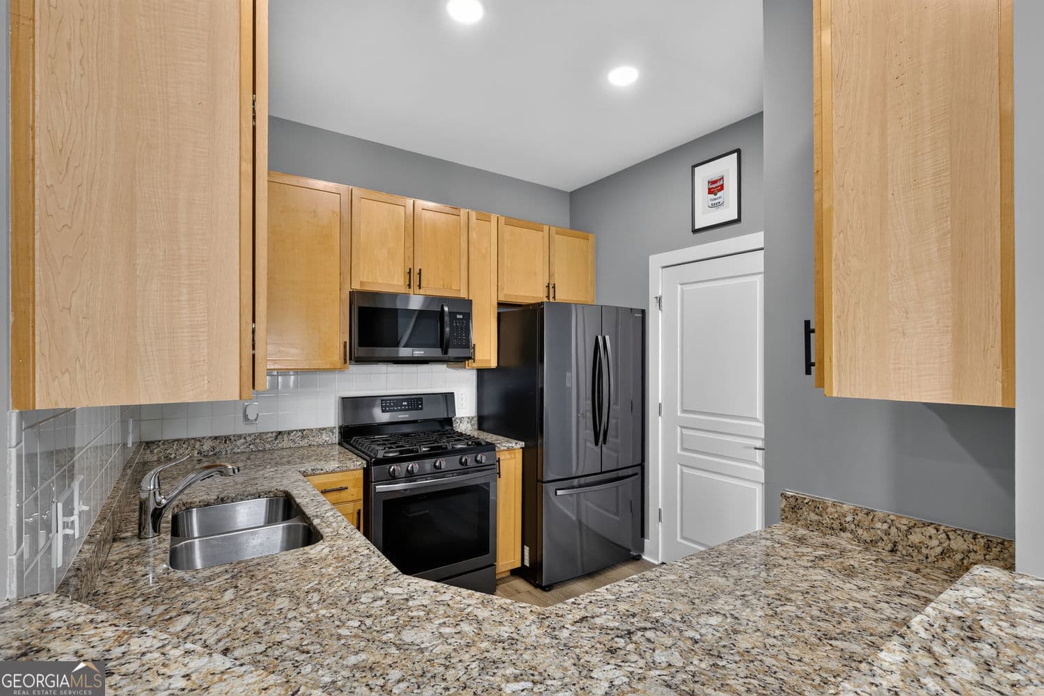 1 bedroom, 1.5 bathroom, 1,108 sq ft condominium for sale at 799 Hammond Drive 417, Sandy Springs, GA 30328 — photo 7
