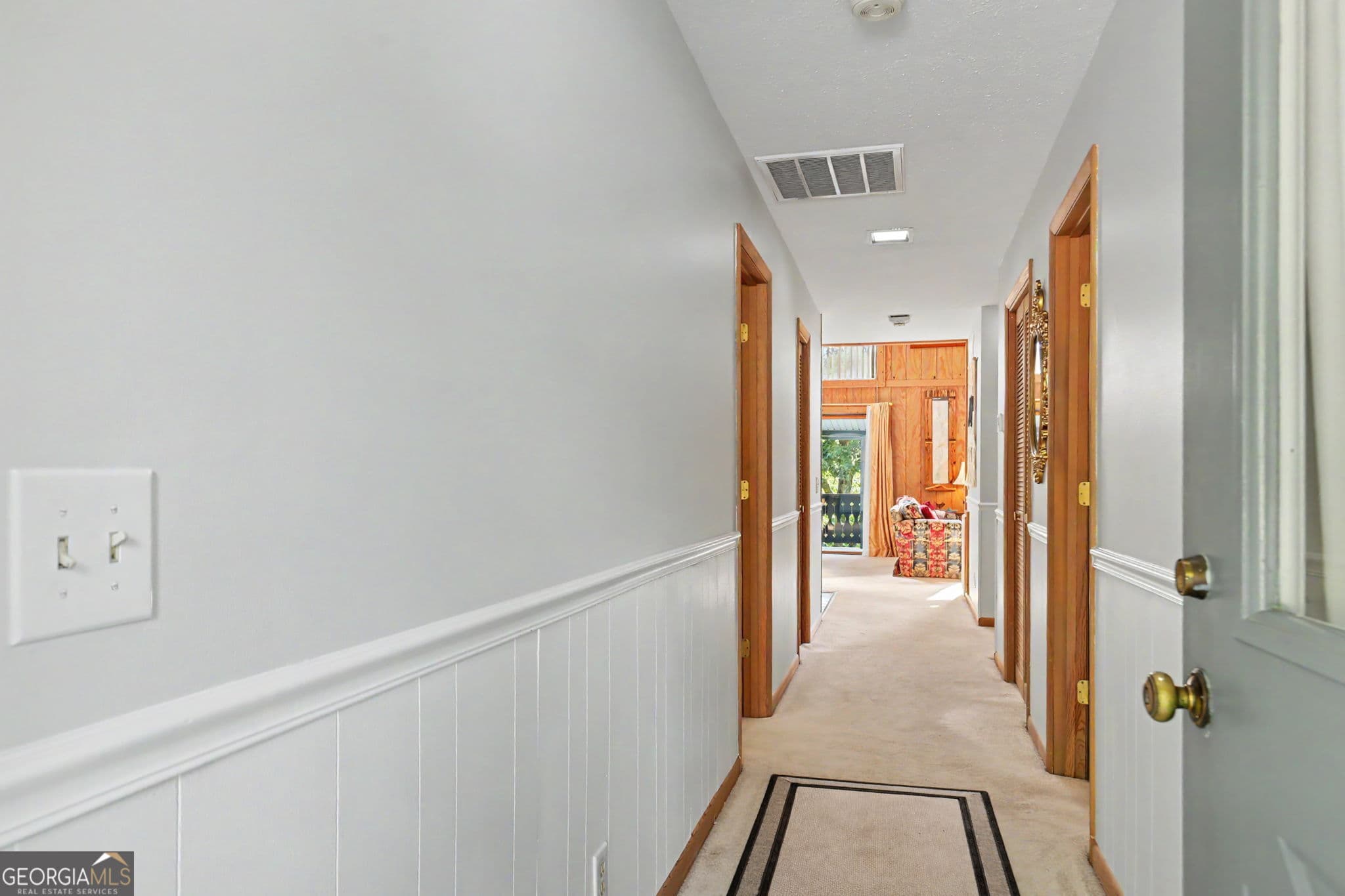 3 bedroom, 3.5 bathroom, 2,464 sq ft condominium for sale at 70 Spy Glass Circle, Dillard, GA 30537 — photo 8
