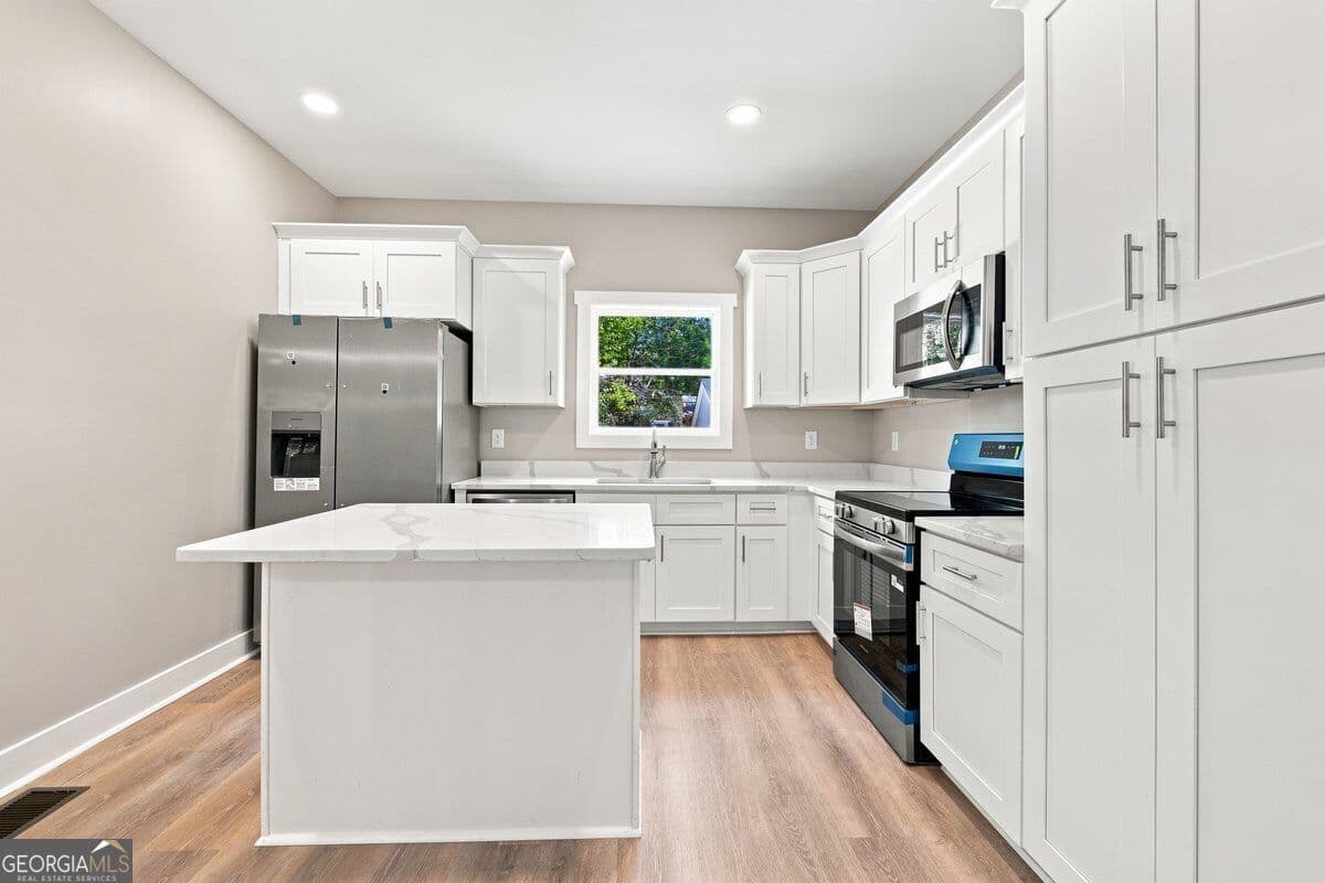 3 bedroom, 2 bathroom, 1,300 sq ft single family residence for sale at 505 Burnett Ferry Road, Rome, GA 30165 — photo 7
