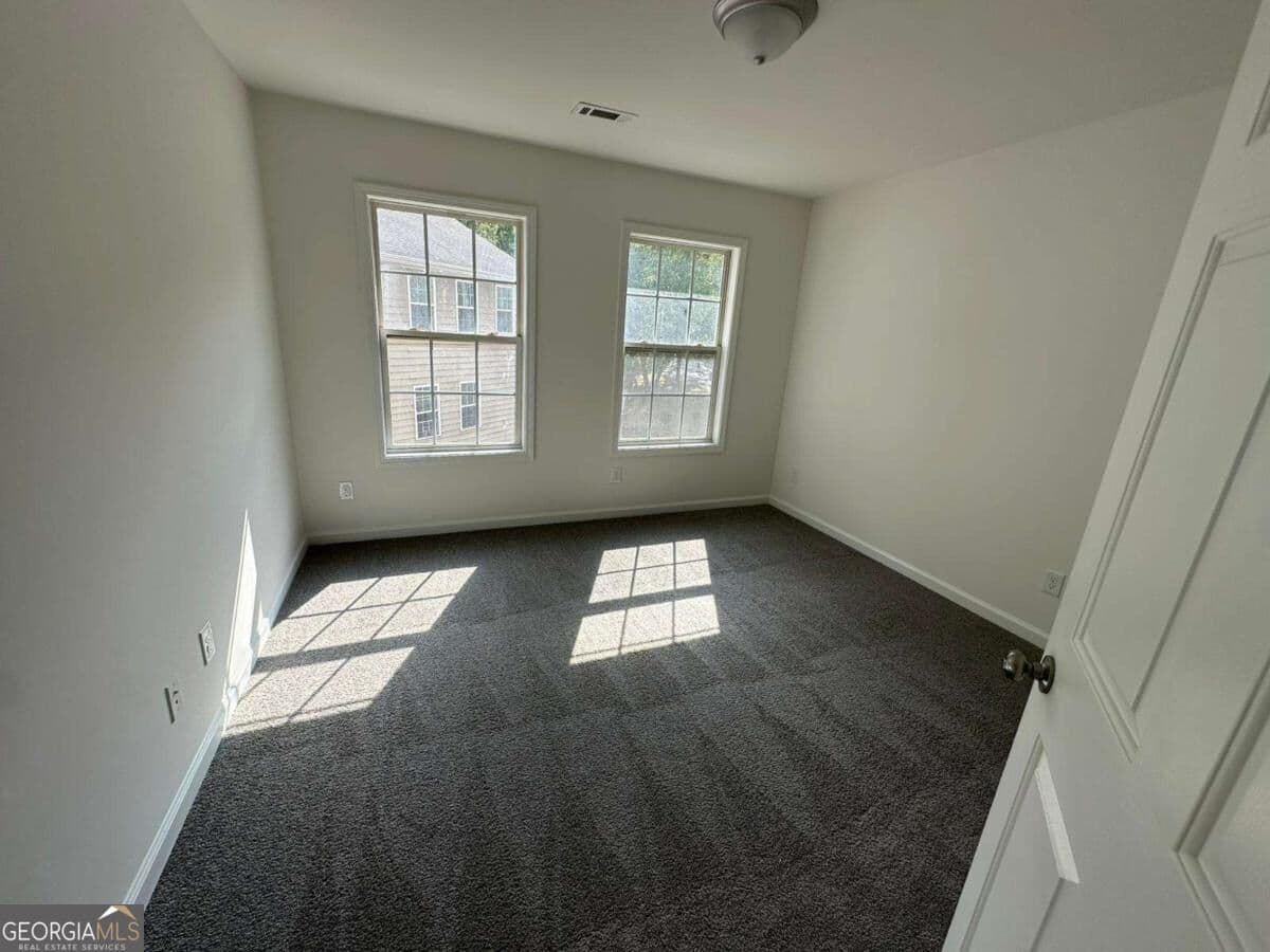4 bedroom, 3.5 bathroom townhouse for sale at 2417 Perry Boulevard 1, Atlanta, GA 30318 — photo 8