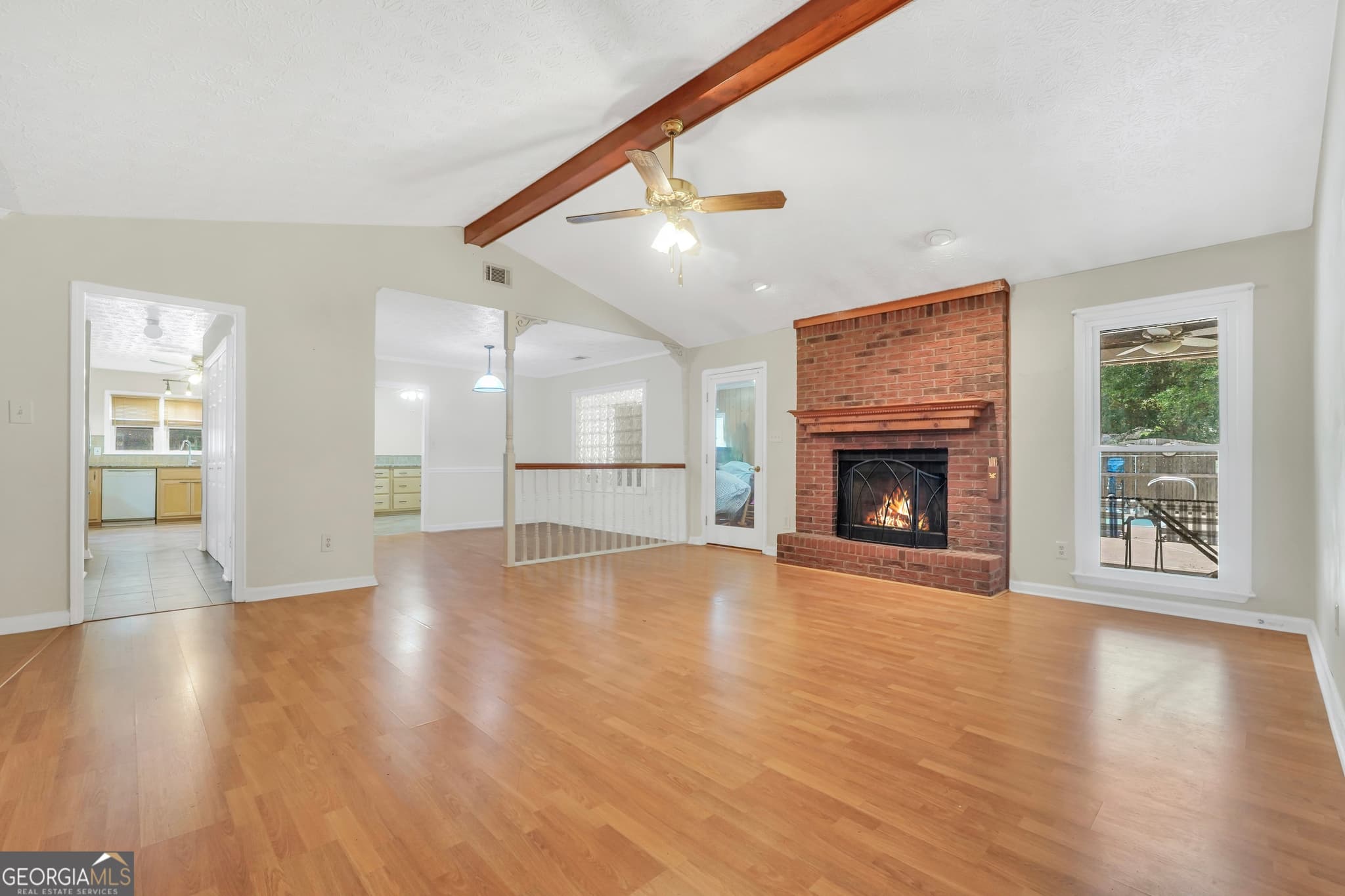 3 bedroom, 2 bathroom, 2,546 sq ft single family residence for sale at 145 Stoneridge Way, Fayetteville, GA 30215 — photo 7