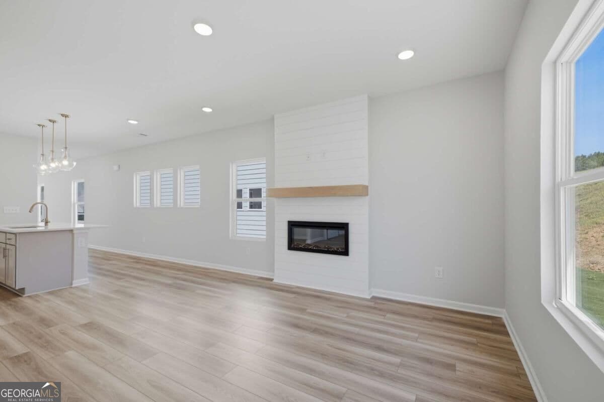 3 bedroom, 2 bathroom single family residence for sale at 516 Loblolly Lane, Canton, GA 30114 — photo 9
