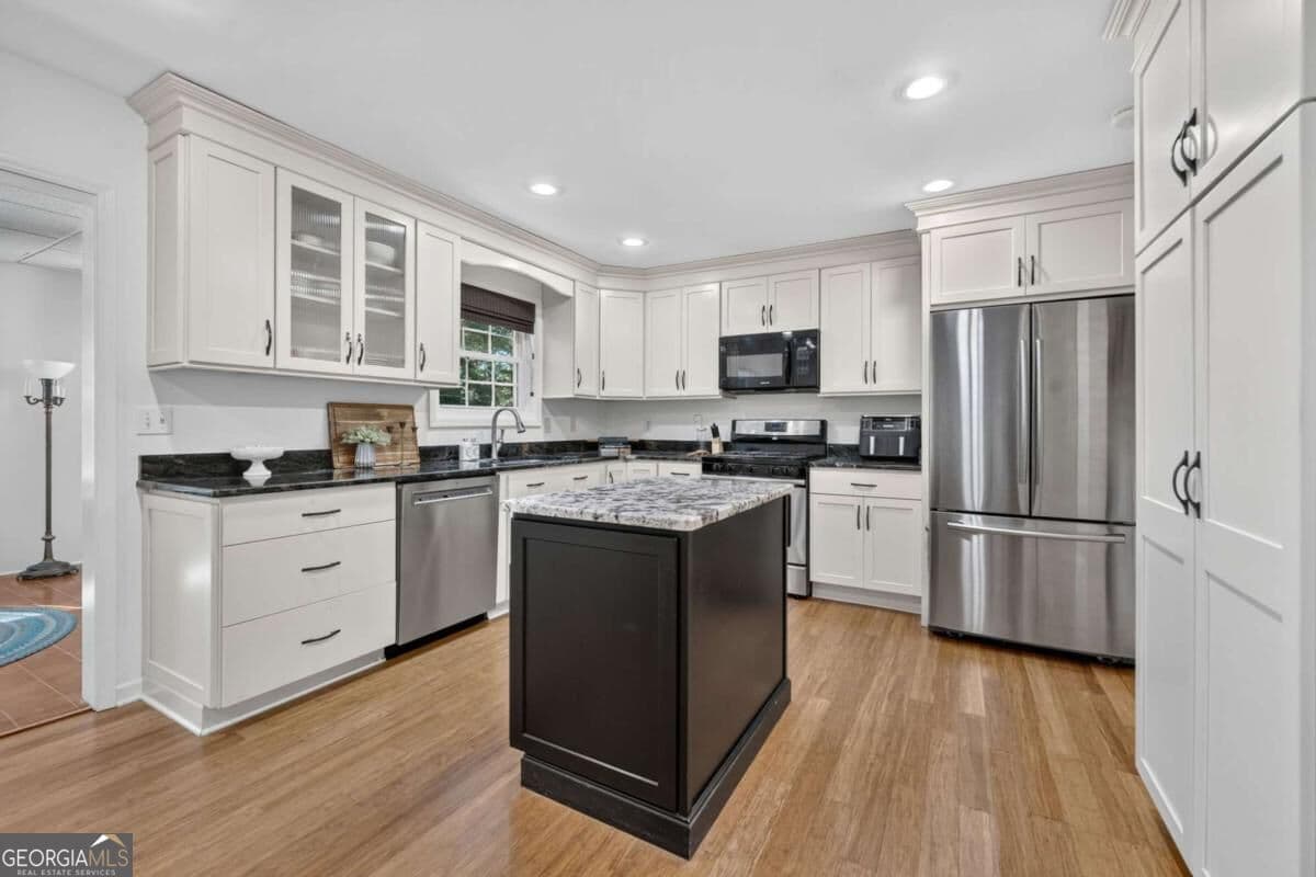 2 bedroom, 2 bathroom, 1,245 sq ft single family residence for sale at 3825 Lavista Road M1, Tucker, GA 30084 — photo 9