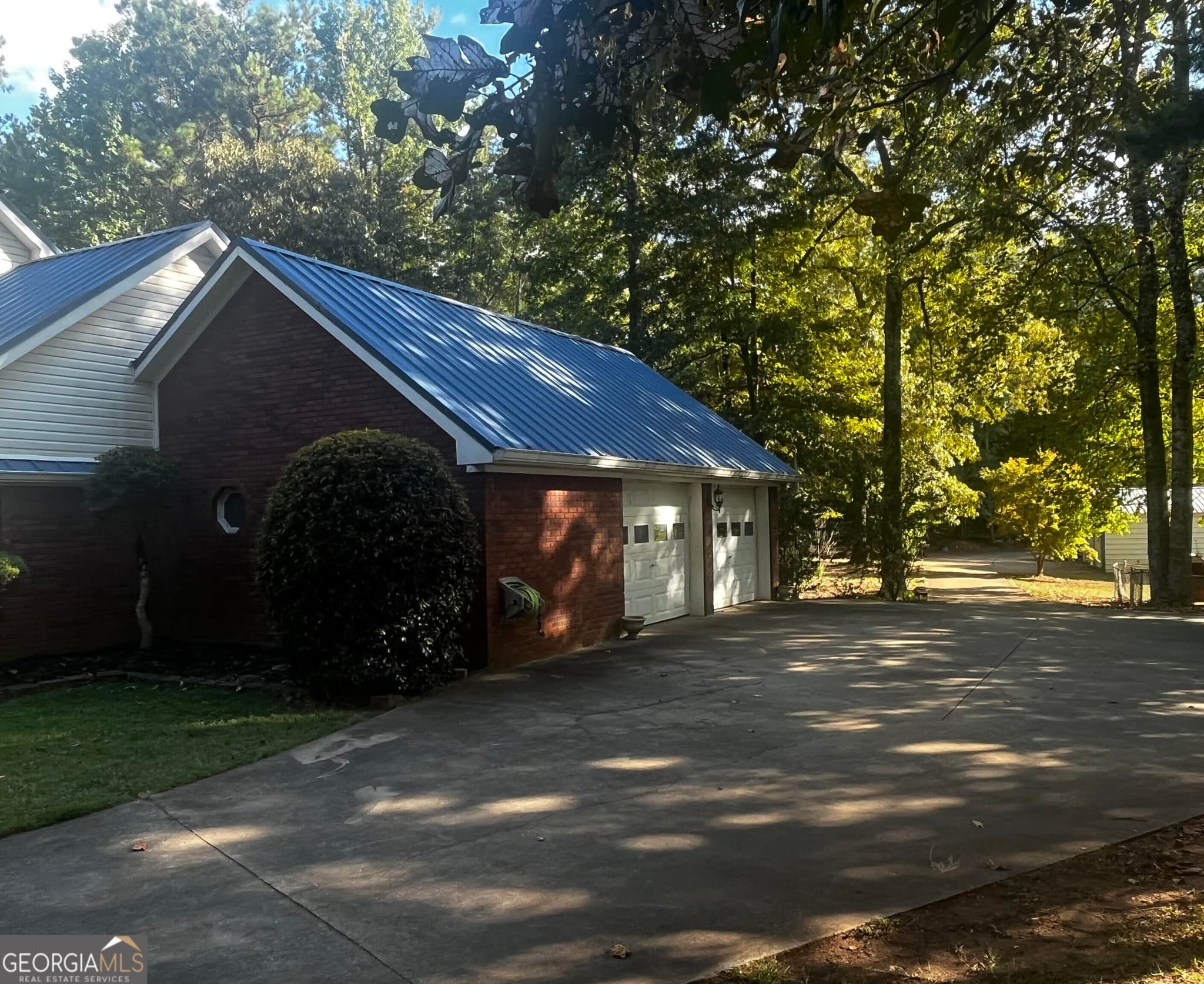 3 bedroom, 2 bathroom, 2,344 sq ft single family residence for sale at 1034 COUNTY ROAD 520, Five Points, AL 36855 — photo 5
