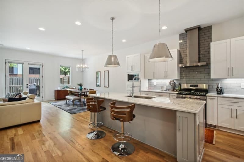 4 bedroom, 3 bathroom, 2,376 sq ft townhouse for rent at 129 Holiday Avenue UNIT #B, Atlanta, GA 30307 for $5,500 a month — photo 5