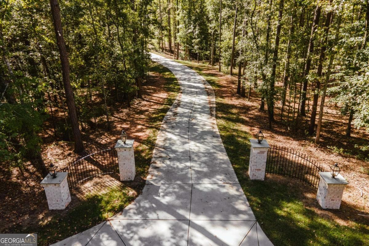 6 bedroom, 5 bathroom, 8,872 sq ft single family residence for sale at 1180 Allgood Road, Athens, GA 30606 — photo 3