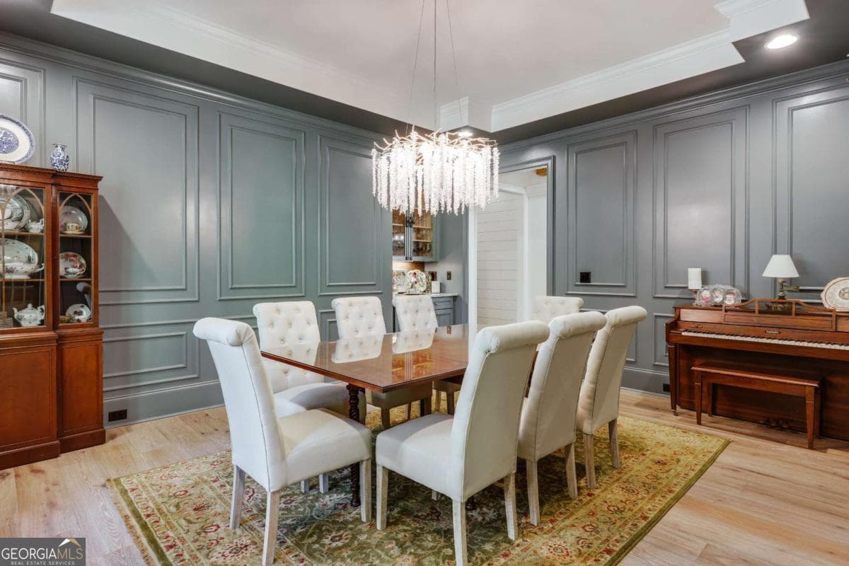 6 bedroom, 5 bathroom, 8,872 sq ft single family residence for sale at 1180 Allgood Road, Athens, GA 30606 — photo 8
