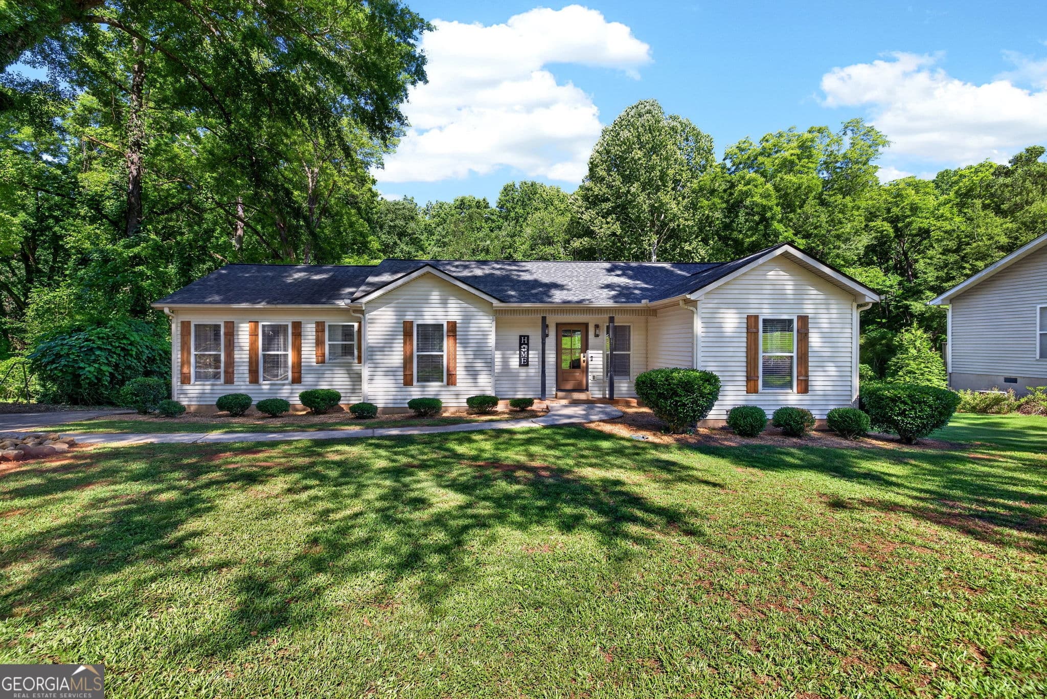 3 bedroom, 2 bathroom, 1,418 sq ft single family residence sold at 607 S Spring Street, Greensboro, GA 30642