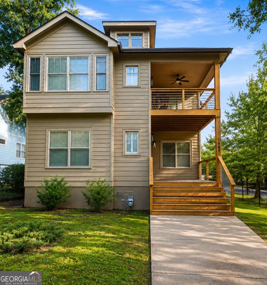 6 bedroom, 5.5 bathroom, 5,100 sq ft single family residence for rent at 1899 Trotti Street, Atlanta, GA 30317 for $5,700 a month — photo 1 of 1