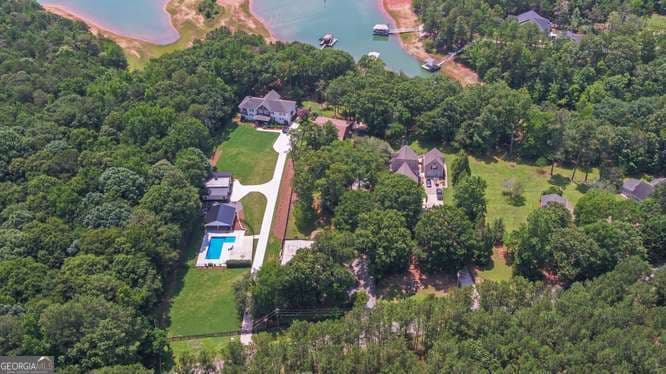 3 bedroom, 3 bathroom, 3,200 sq ft single family residence under contract at 246 Harvey Lane, Lavonia, GA 30553 — photo 10