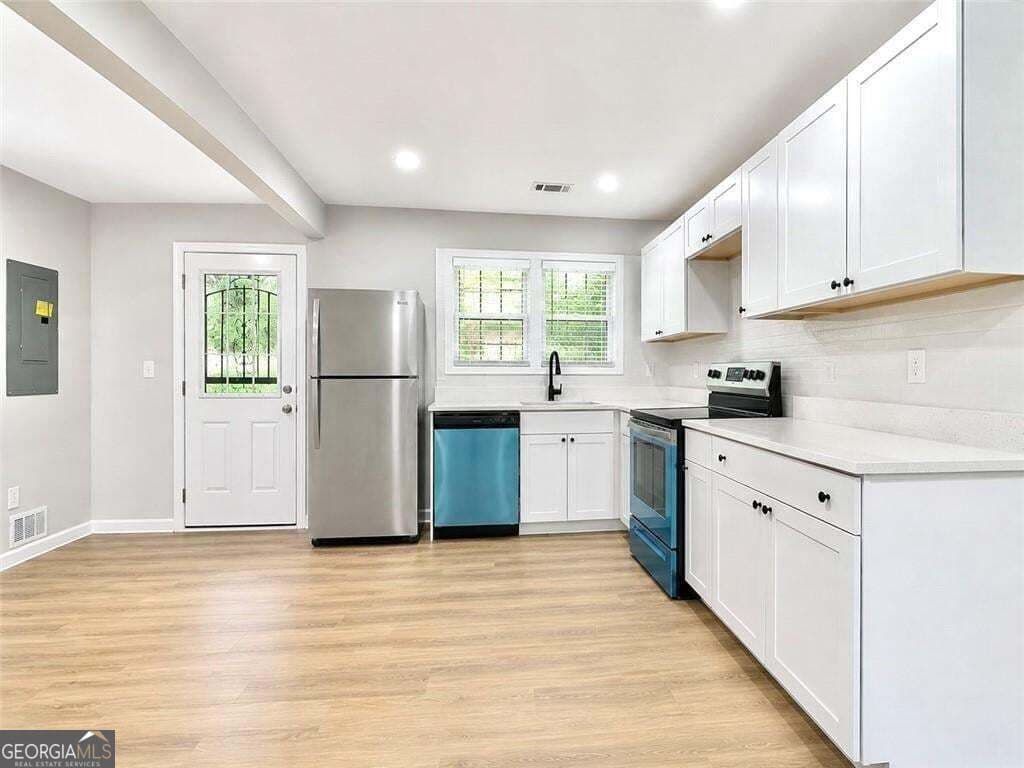 3 bedroom, 2 bathroom, 1,150 sq ft single family residence for rent at 1639 Bridgeport Drive, Atlanta, GA 30318 for $2,550 a month — photo 9