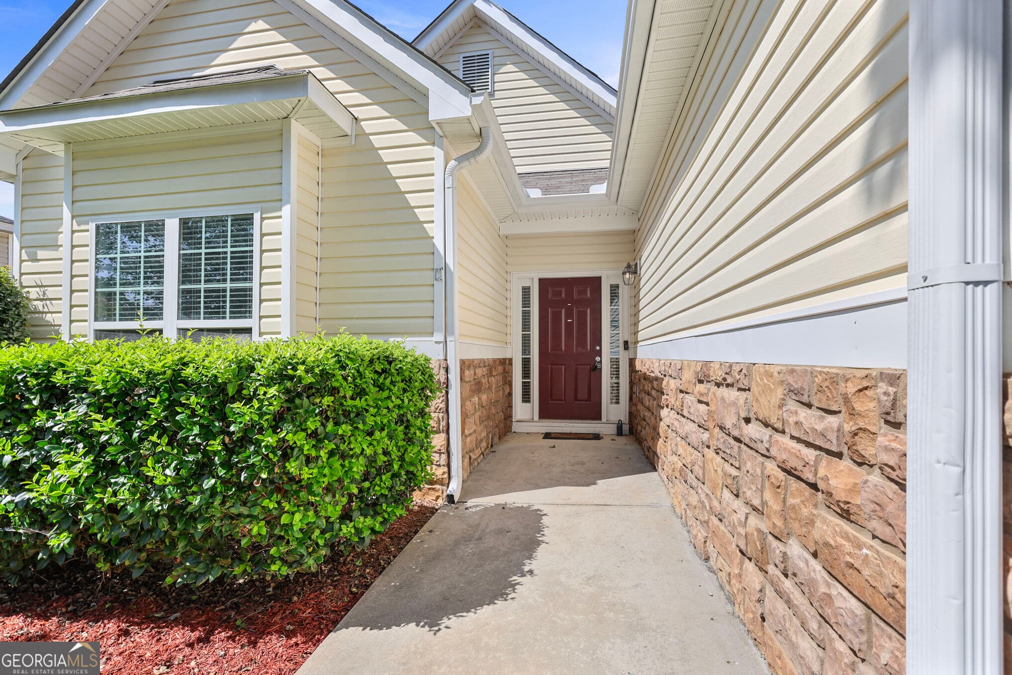 3 bedroom, 2 bathroom, 1,396 sq ft single family residence for rent at 35 Bedford Park Drive, Newnan, GA 30263 for $2,100 a month — photo 4