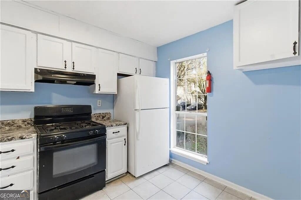 2 bedroom, 2.5 bathroom, 1,238 sq ft townhouse for rent at 852 Glynn Oaks Drive 4, Clarkston, GA 30021 for $1,700 a month — photo 6