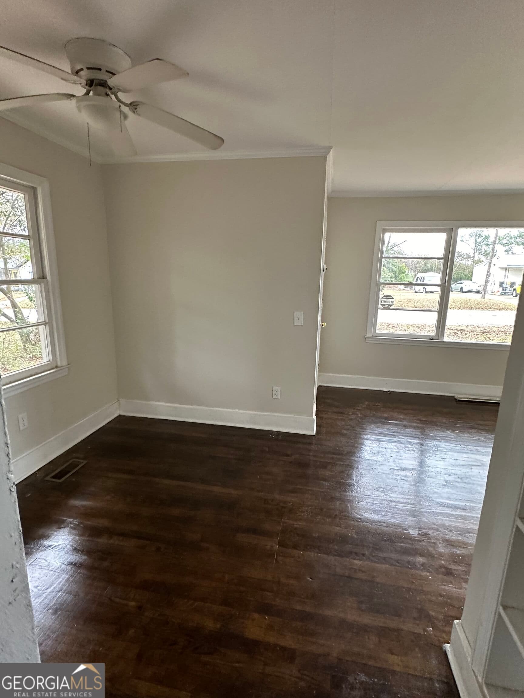 4 bedroom, 1 bathroom, 1,270 sq ft single family residence for sale at 3349 Pio Nono Circle, Macon, GA 31206 — photo 6