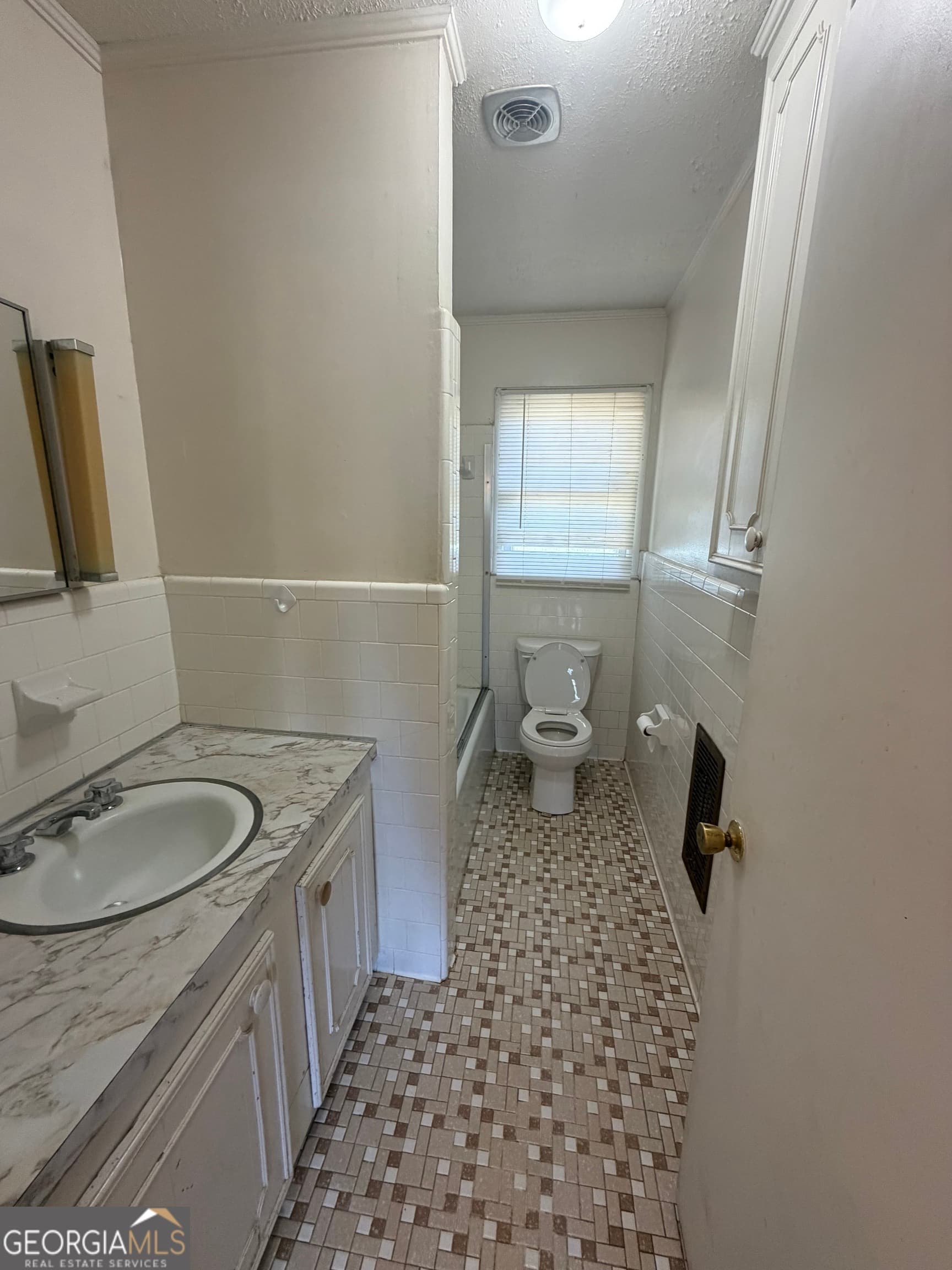 2 bedroom, 2 bathroom, 1,109 sq ft single family residence for sale at 27 E Bruce Street, Mcrae-Helena, GA 31055 — photo 7