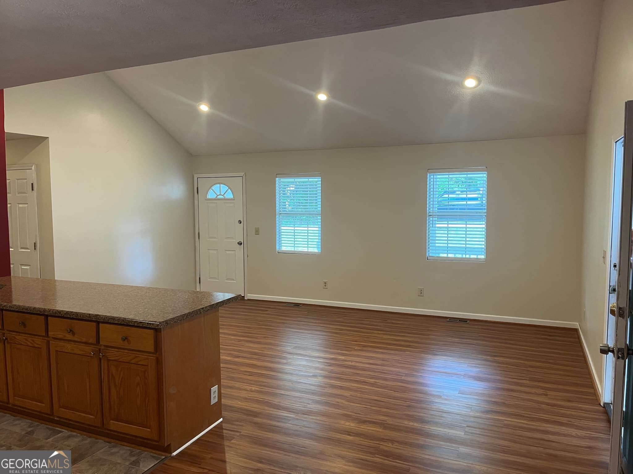 3 bedroom, 2 bathroom, 2,960 sq ft single family residence for sale at 193 Glory Lane, Mount Airy, GA 30563 — photo 7